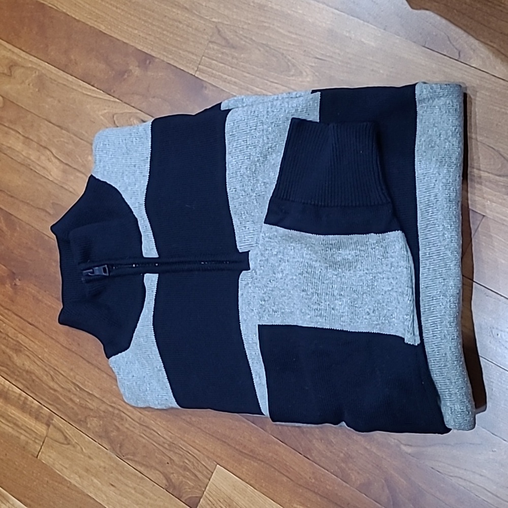 Mens lighter weight sweater by Nautica Jeans Co. in size XL